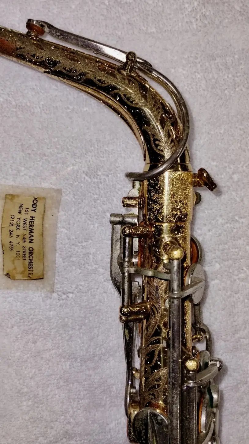 Engraved Leblanc System presentation alto with label